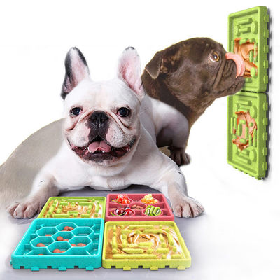 Interaktif Dog Bowl Treat Dispensing 4 Paket Slow Feeder Pad Menjilat Mat Pelatihan